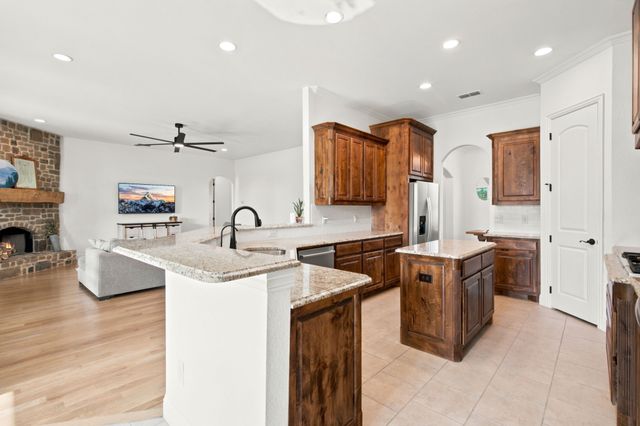 9221 Avery Ranch Way, Justin, TX 76247
