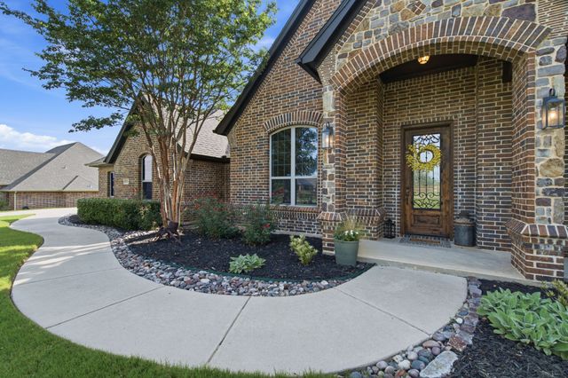 9221 Avery Ranch Way, Justin, TX 76247