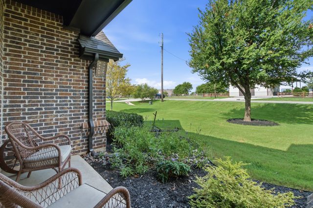 9221 Avery Ranch Way, Justin, TX 76247