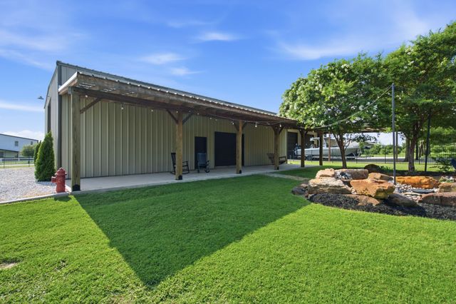 9221 Avery Ranch Way, Justin, TX 76247
