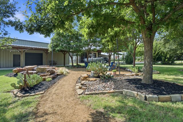 9221 Avery Ranch Way, Justin, TX 76247