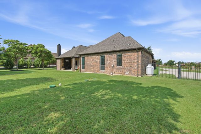 9221 Avery Ranch Way, Justin, TX 76247