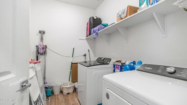 16042 W COTTONTAIL Lane, Surprise, AZ 85387