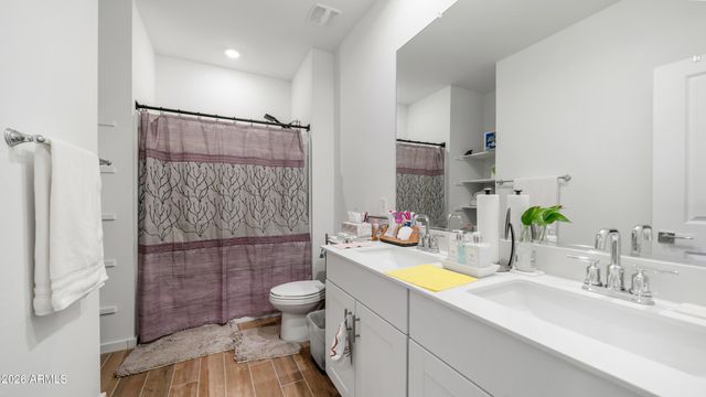 16042 W COTTONTAIL Lane, Surprise, AZ 85387