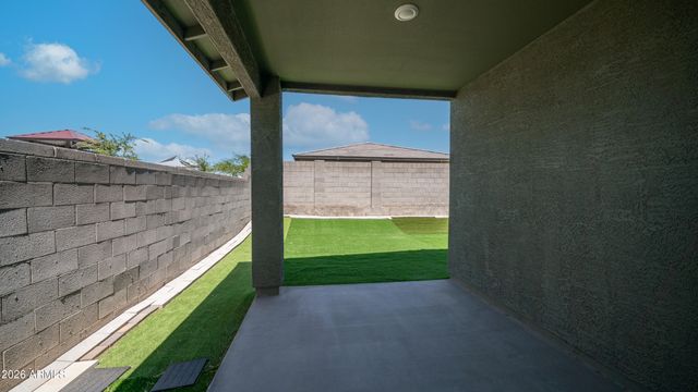 16042 W COTTONTAIL Lane, Surprise, AZ 85387