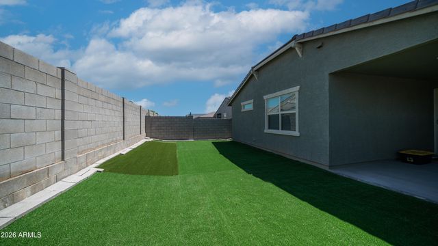 16042 W COTTONTAIL Lane, Surprise, AZ 85387