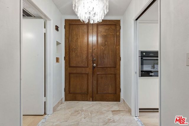 5870 Green Valley Circle 115, Culver City, CA 90230