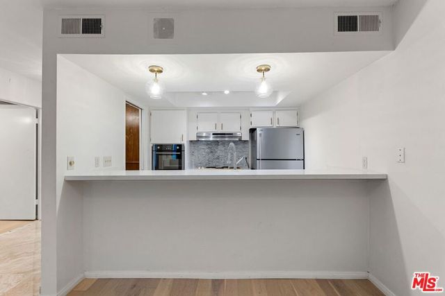5870 Green Valley Circle 115, Culver City, CA 90230