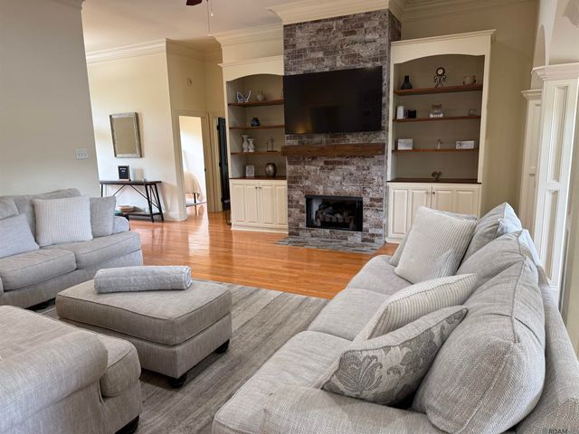 58515 Village Dr, Plaquemine, LA 70764
