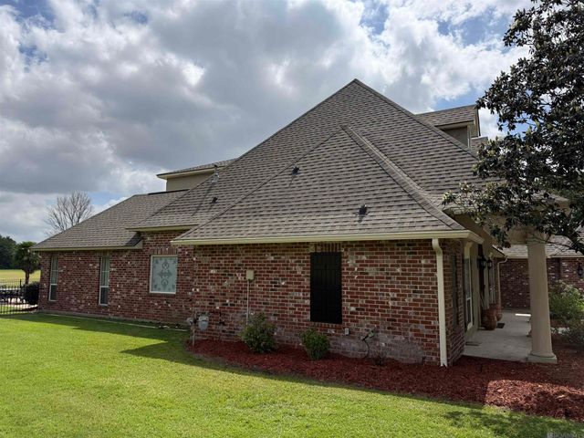 58515 Village Dr, Plaquemine, LA 70764