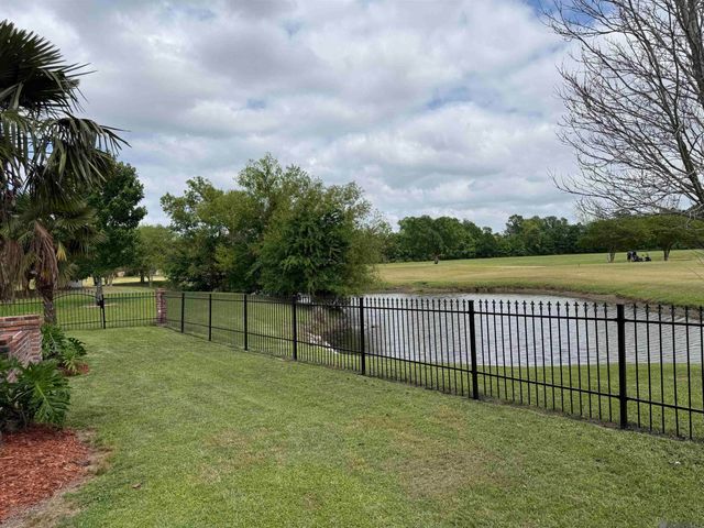 58515 Village Dr, Plaquemine, LA 70764