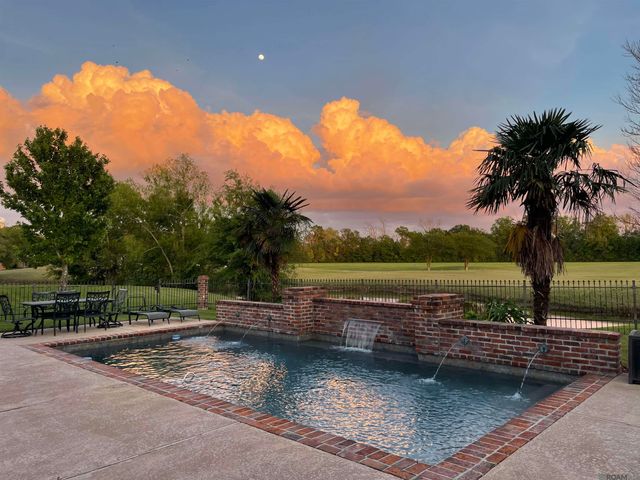 58515 Village Dr, Plaquemine, LA 70764