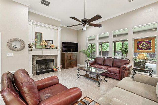 109 Visalia Lane, Denton, TX 76210