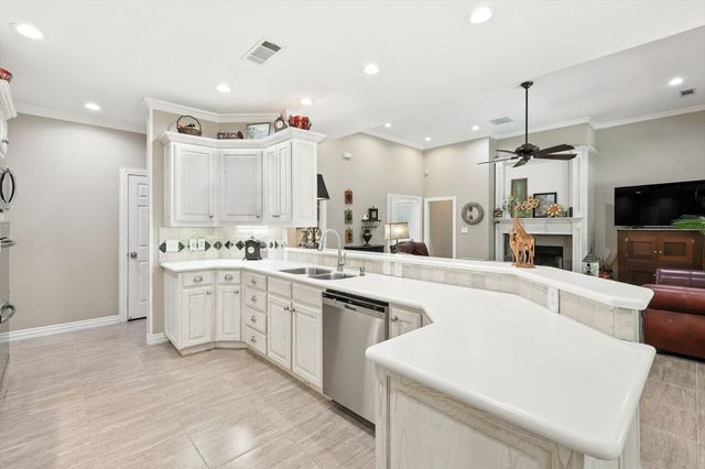 109 Visalia Lane, Denton, TX 76210