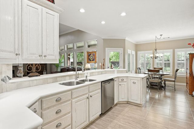 109 Visalia Lane, Denton, TX 76210