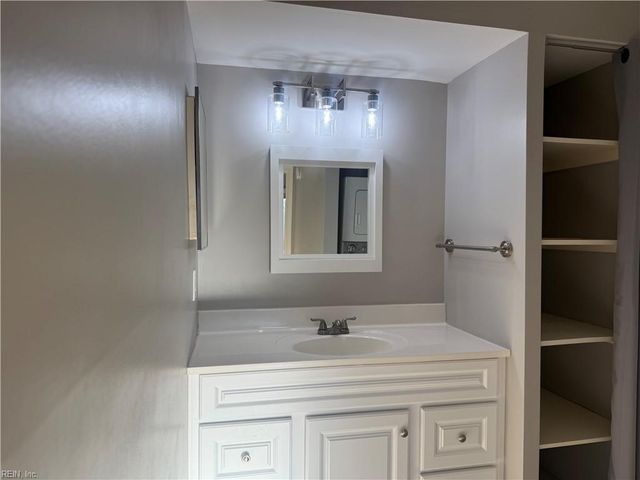 63 Wells CT, Hampton, VA 23666