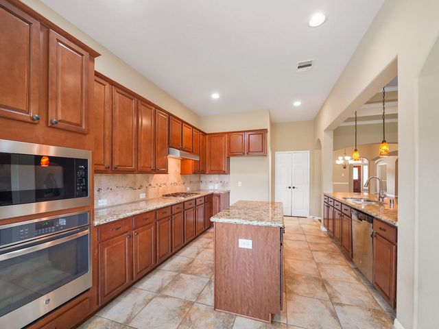 22635 Pineleigh Court, Tomball, TX 77375