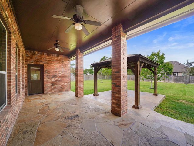 22635 Pineleigh Court, Tomball, TX 77375