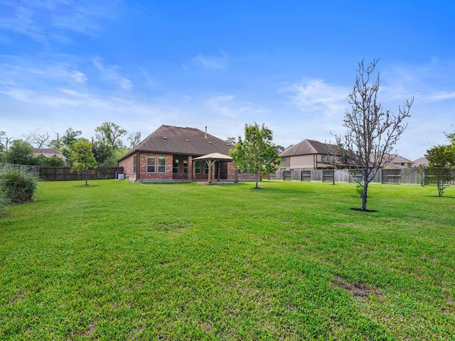 22635 Pineleigh Court, Tomball, TX 77375