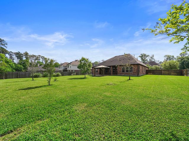 22635 Pineleigh Court, Tomball, TX 77375