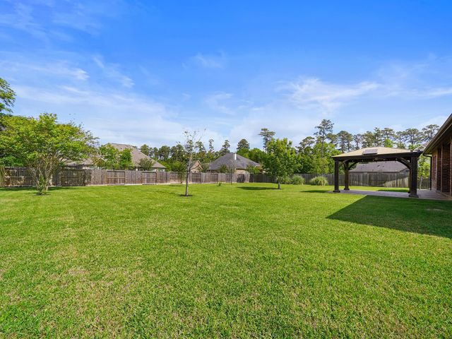 22635 Pineleigh Court, Tomball, TX 77375