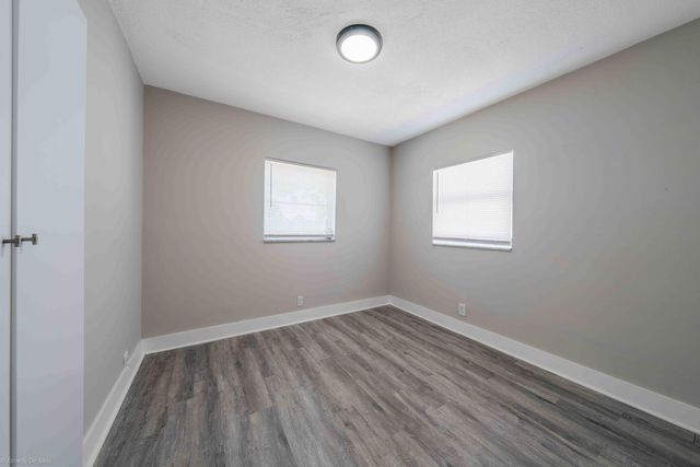 510 SW 13th Place, Deerfield Beach, FL 33441