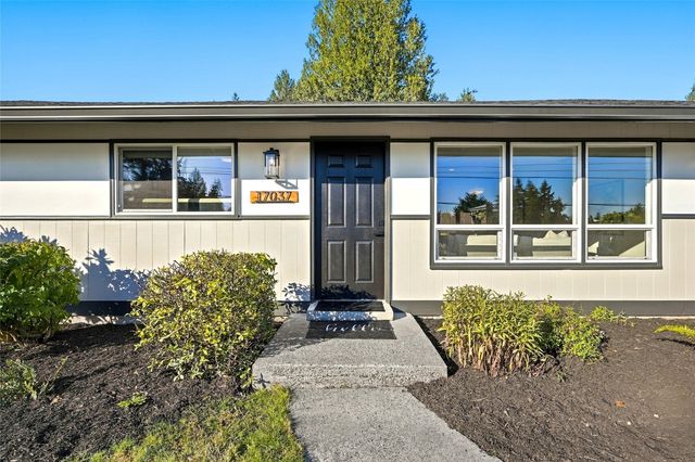 17037 8th Avenue NE, Shoreline, WA 98155