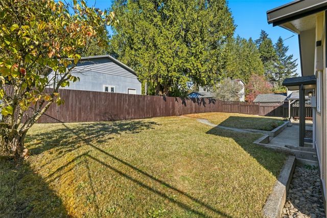 17037 8th Avenue NE, Shoreline, WA 98155