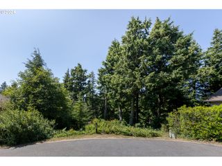 526 EAGLES NEST Ln 526, Gleneden Beach, OR 97388
