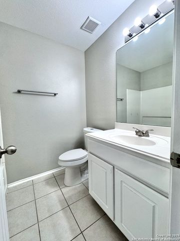 11022 Bluff Cyn, San Antonio, TX 78252