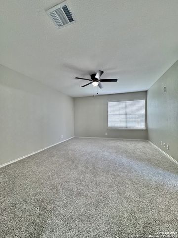 11022 Bluff Cyn, San Antonio, TX 78252