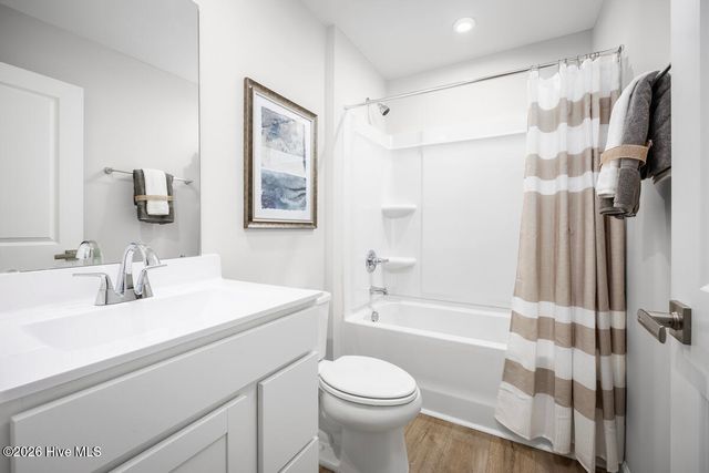 841 Haw Creek Avenue NE, Winnabow, NC 28479