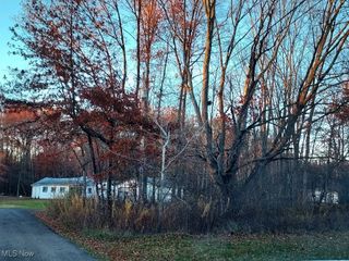 Manchester Avenue, Lake Milton, OH 44429