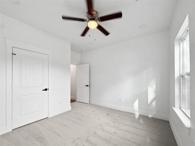 314 E Republic Avenue, Baytown, TX 77520