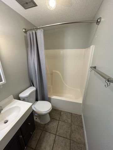 302 Santa Rosa Boulevard 11, Fort Walton Beach, FL 32548