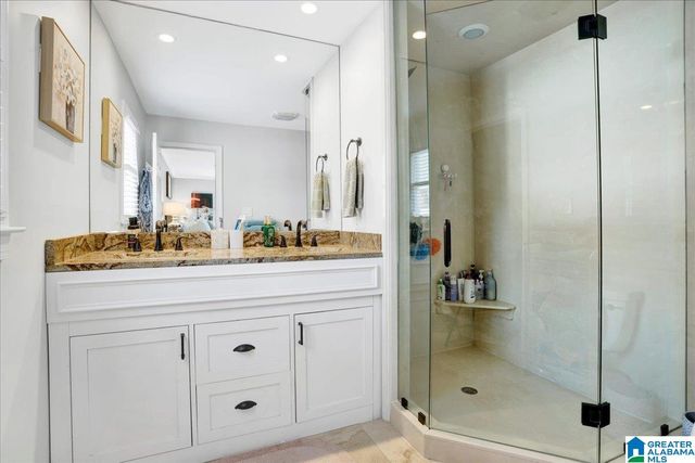 5524 HEATH ROW DRIVE, Birmingham, AL 35242