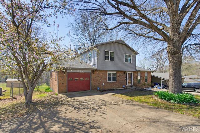 1936 Fernwood Road, Poplar Bluff, MO 63901