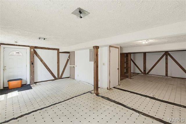 1936 Fernwood Road, Poplar Bluff, MO 63901