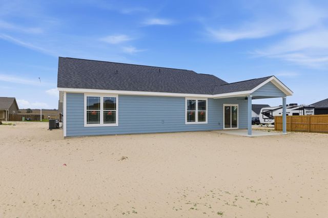 203 Turnberry DR, La Vernia, TX 78121