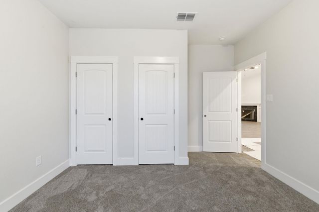 203 Turnberry DR, La Vernia, TX 78121