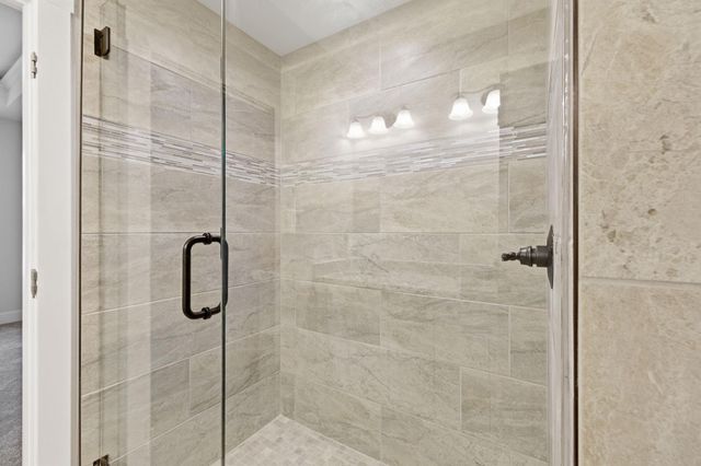 203 Turnberry DR, La Vernia, TX 78121