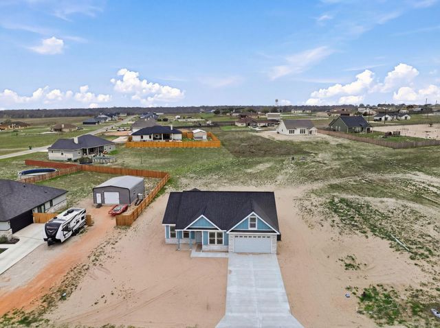 203 Turnberry DR, La Vernia, TX 78121