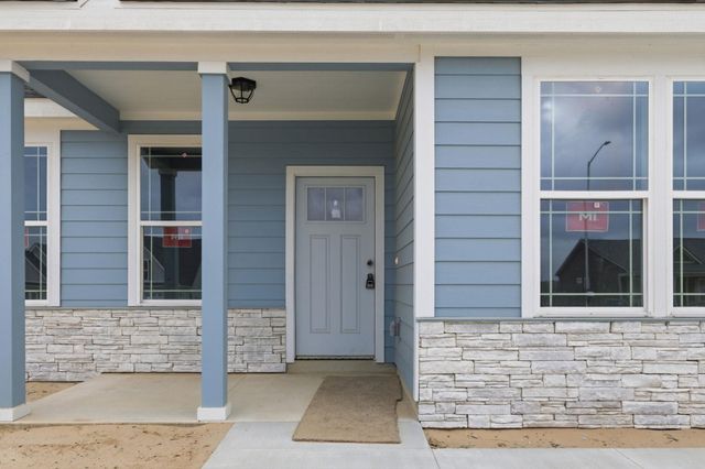 203 Turnberry DR, La Vernia, TX 78121