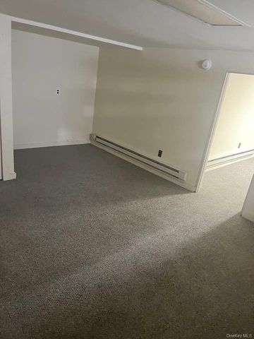 35 Vernon Terrace, Poughkeepsie, NY 12601