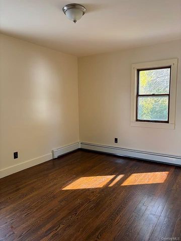 35 Vernon Terrace, Poughkeepsie, NY 12601