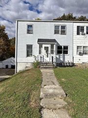 35 Vernon Terrace, Poughkeepsie, NY 12601