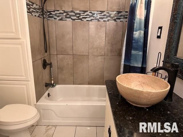 143 PROSPECT Street, Jacksonville, IL 62650