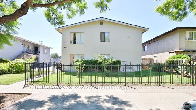 1714 Evergreen Street, Santa Ana, CA 92707