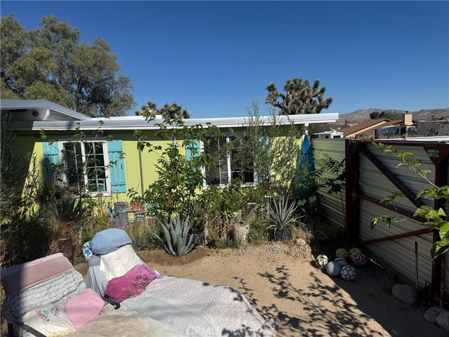 6959 Pawnee, Yucca Valley, CA 92284