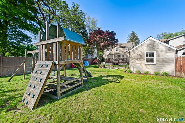 15 Hadik Parkway, Norwalk, CT 06854